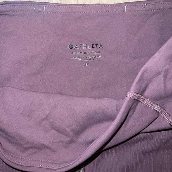 ATHLETA Purple Rise Up Rib 7/8 Tight Yoga Leggings Size Small Petite Violet - Picture 3 of 6